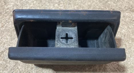 1684053-03S - ASH TRAY - L/H - ON DOOR - NISSAN MK/LK/PK 1994- GENUINE RECYCLED