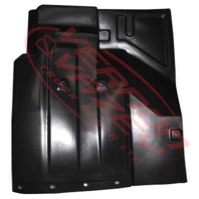 1688552-01 - MUDGUARD - L/H - NISSAN QUON 2006-
