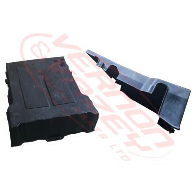 3081030-00S - BATTERY BOX COVER - ISUZU GIGA CVR/CXZ/CXM/EXR 1997- GENUINE RECYCLED