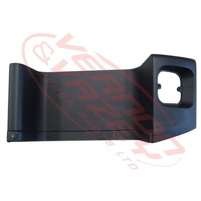 3092004-02 - STEP PANEL - R/H - LOWER - ALLOY STEP TYPE - ISUZU FRR/FSR/FTR/FVR 2008