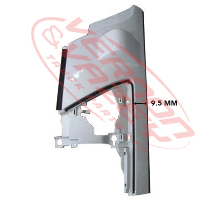 3092024-01 - FRONT CORNER PANEL - L/H - W/MIRROR HOLE - ISUZU FRR/FSR/FTR/FVR 2008 - H/L IN CORNER PANEL
