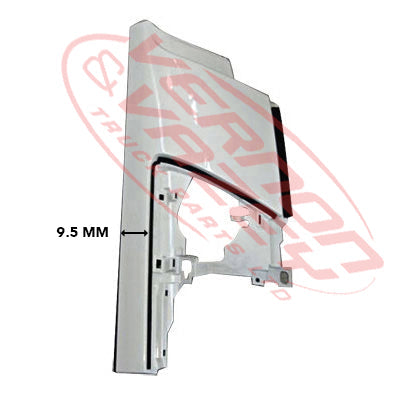 3092024-02 - FRONT CORNER PANEL - R/H - W/O MIRROR - ISUZU FRR/FSR/FTR/FVR 2008 - H/L IN CORNER PANEL