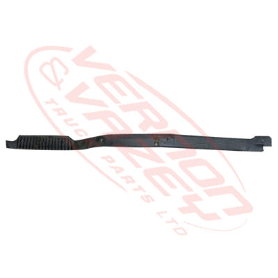 3486000-2S - GUARD KICK TRIM - R/H - MAZDA T3500/T4100 1989- WG GENUINE RECYCLED