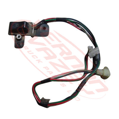 3486062-02S - DOOR SWITCH - R/H - OBLONG TYPE - MAZDA T3500/T4100 1989- WE/WG GENUINE RECYCLED