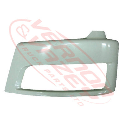 3787190-25s - FRONT BUMPER GARNISH - L/H - 320MM HIGH - MITSUBISHI FIGHTER 2006- H/L IN BUMPER GENUINE RECYCLED