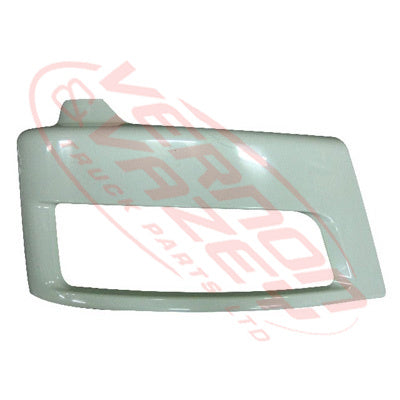 3787190-26s - FRONT BUMPER GARNISH - L/H - 320MM HIGH - MITSUBISHI FIGHTER 2006- H/L IN BUMPER GENUINE RECYCLED