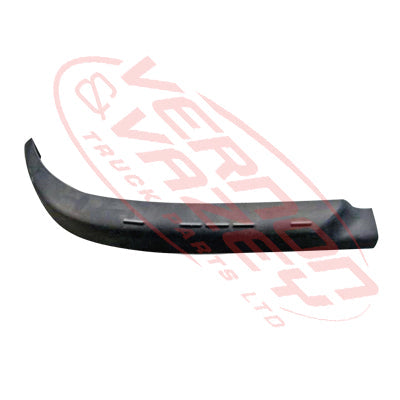 3788090-16S - FRONT BUMPER PROTECTOR - R/H - MITSUBISHI FP517/FP519/FP350 1997- GENUINE RECYCLED