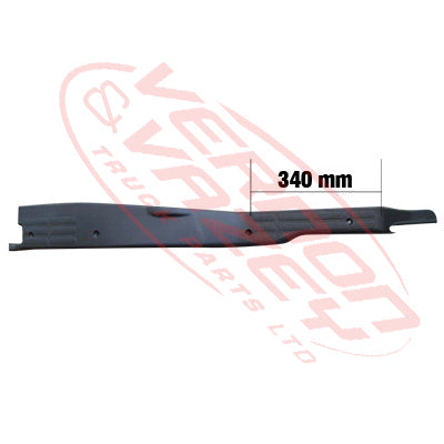 3798100-02S - GUARD KICK TRIM - R/H - W/CAB - MITSUBISHI CANTER FE7/FE8 2005- GENUINE RECYCLED