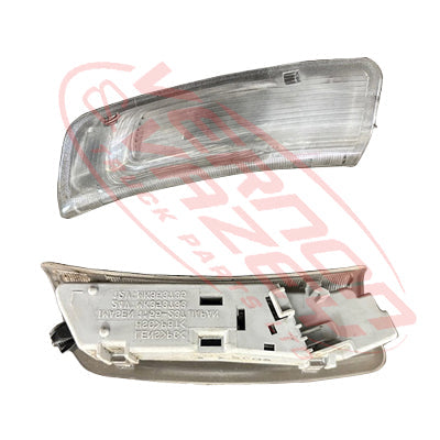 3798111-52S - LOWER DOOR LAMP - R/H - INNER - MITSUBISHI CANTER FE7/FE8 2005- GENUINE RECYCLED