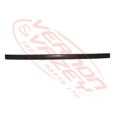 8186020-3 - FRONT PANEL - LOWER - NARROW CAB - TOYOTA DYNA BU102/BU212 1995-2000