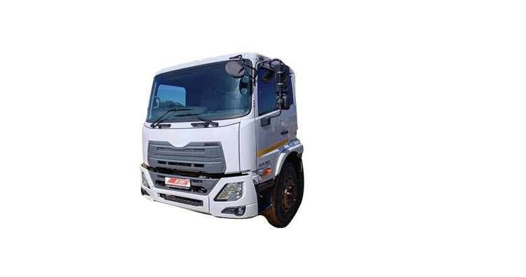 NISSAN CRONER 2017-