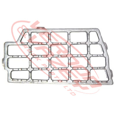 1684004-35 - STEP - ALLOY - L/H - LOWER - NISSAN MK/LK/PK 1994- AFTERMARKET