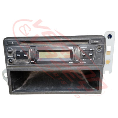 1684134-04S - DASH PANEL - CUBBY BOX - L=R - WITH RADIO - NISSAN CONDOR MK/PK 2011- GENUINE RECYCLED
