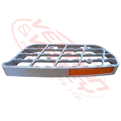 1688504-14S - STEP ALLOY - R/H - LOWER - NISSAN QUON 2006- GENUINE RECYCLED