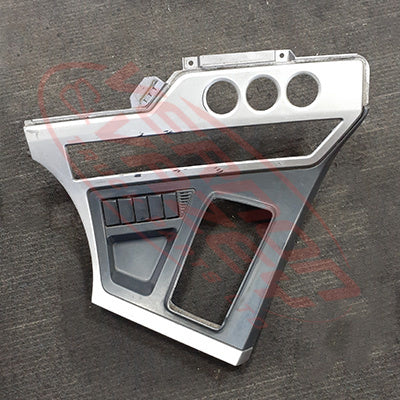 1688534-15S - LOWER CENTRE DASH - HEATER CONTROL SURROUND - NISSAN QUON 2006- GENUINE RECYCLED