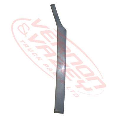 1688590-53S - FRONT BUMPER END GARNISH - L/H - 540mm DEEP - NISSAN QUON 2006- GENUINE RECYCLED