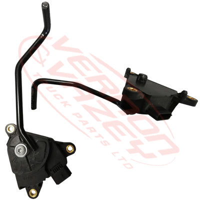 1693135-02S - ACCELERATOR PEDAL ASSEMBLY - NISSAN ATLAS F24 2006- GENUINE RECYCLED