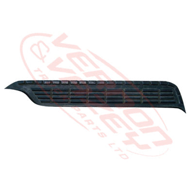 3081000-72S - GUARD - STEP RUBBER- R/H - ISUZU GIGA CVR/CXZ/CXM/EXR 1997- GENUINE RECYCLED