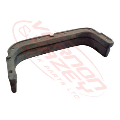 3081004-31S - STEP - GARNISH - L/H - LOWER DOUBLE - ISUZU GIGA CVR/CXZ/CXM/EXR 1997- GENUINE RECYCLED