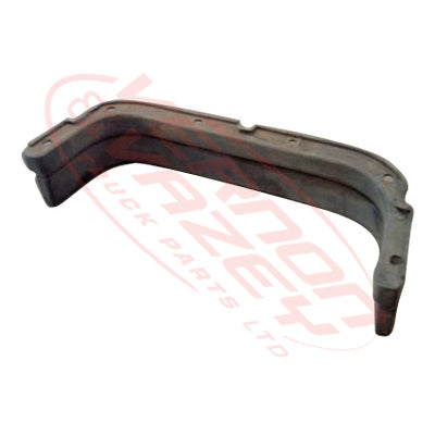 3081004-32S - STEP - GARNISH - R/H - LOWER DOUBLE - ISUZU GIGA CVR/CXZ/CXM/EXR 1997- GENUINE RECYCLED