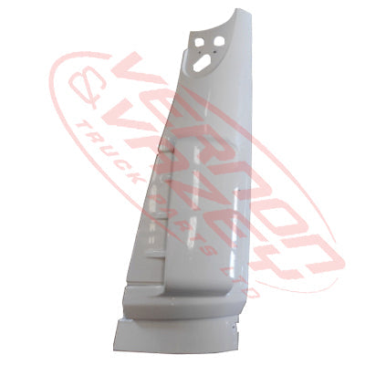 3081024-11 - FRONT CORNER PANEL - L/H - W/VENTS - 3 FIN - 2011- - ISUZU GIGA CVR/CXZ/CXM/EXR 2011-