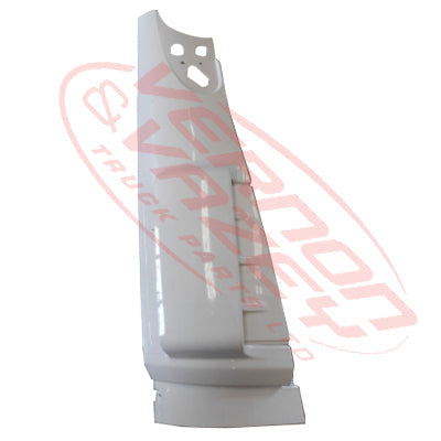 3081024-12 - FRONT CORNER PANEL - R/H - W/VENTS - 3 FIN - 2011- - ISUZU GIGA CVR/CXZ/CXM/EXR 2011-