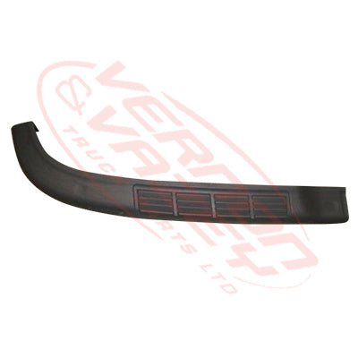 3081090-74S - FRONT BUMPER PROTECTOR - R/H - ISUZU GIGA CVR/CXZ/CXM/EXR 1997- GENUINE RECYCLED