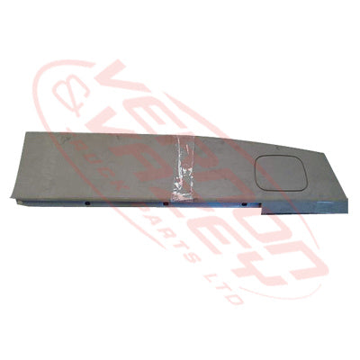 3091012-11S - REAR UPPER  TRIM - L/H - ISUZU FRR/FSR/FTR 1996- GENUINE RECYCLED