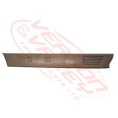3091012-13S - SIDE UPPER  TRIM - L/H - ISUZU FRR/FSR/FTR 1996- GENUINE RECYCLED