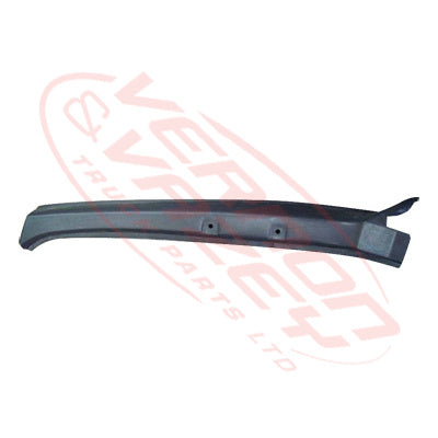 3091025-05S - FRONT PILLAR TRIM - L/H - ISUZU FRR/FSR/FTR 1996- GENUINE RECYCLED