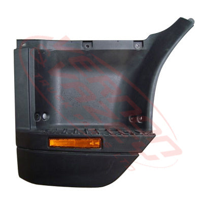 3092004-05S - STEP PANEL - L/H - PLASTIC STEP - NARROW - ISUZU FRR/FSR/FTR/FVR 2008 GENUINE RECYCLED