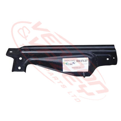 3092005-22S - STEP HOLDER - R/H - FRONT - ISUZU FRR/FSR/FTR/FVR 2008 GENUINE RECYCLED