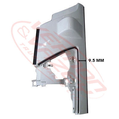 3092024-01S - FRONT CORNER PANEL - L/H - W/MIRROR HOLE - ISUZU FRR/FSR/FTR/FVR 2008 - H/L IN CORNER PANEL GENUINE RECYCLED