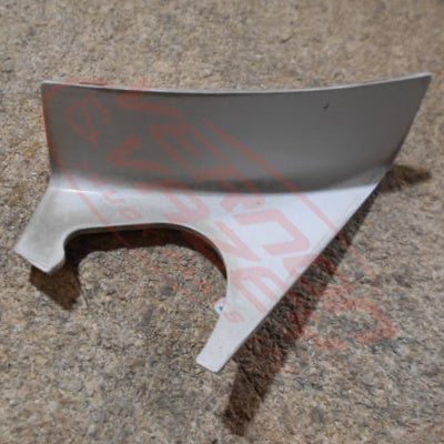 3092024-21S - FRONT CORNER PANEL - L/H - TOP INSERT PIECE - ISUZU FRR/FSR/FTR/FVR 2008 - H/L IN CORNER PANEL GENUINE RECYCLED