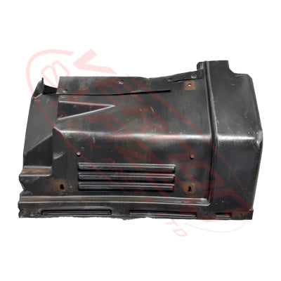 3092052-10S - MUDGUARD - R/H - FRONT - WIDE - DAY CAB - ISUZU FRR/FSR/FTR/FVR 2008 GENUINE RECYCLED