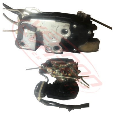 3097061-04SL - DOOR CATCH - R/H - C/LOCKING - 5 PIN PLUG - LATE - ISUZU ELF NPR/NRR/NKR/NHR 1994- GENUINE RECYCLED