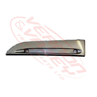 3097094-65S - HEADLAMP - GARNISH - L/H - UPPER - CLEAR - ISUZU ELF NPR/NRR/NKR/NHR 1994- GENUINE RECYCLED