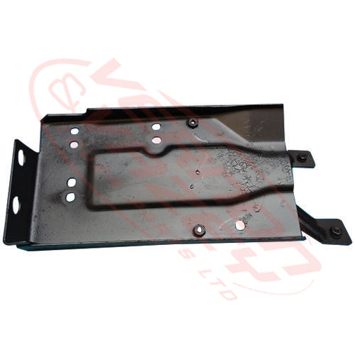 3485052-12S - MUDGUARD - BRACKET - R/H - FRONT - MAZDA T3500/T4000/T4100 1984-89     WE GENUINE RECYCLED