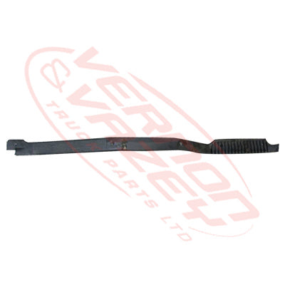 3486000-1S - GUARD KICK TRIM - L/H - MAZDA T3500/T4100 1989-    WG GENUINE RECYCLED