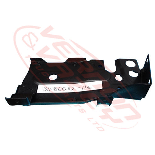 3486052-11S - MUDGUARD - BRACKET  L/H - FRONT - W/CAB - MAZDA T3500/T4100 1989-    WG GENUINE RECYCLED
