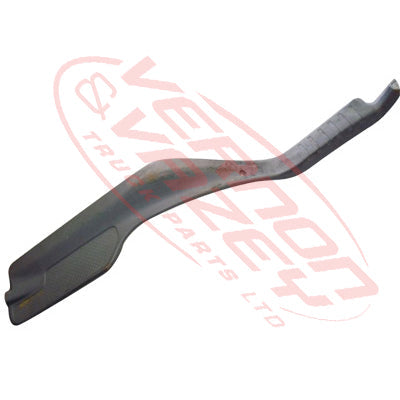 3486200-02S - GUARD KICK TRIM - R/H - MAZDA TITAN WF 2006- GENUINE RECYCLED