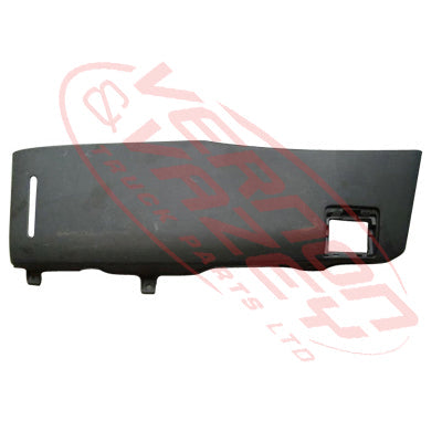 3486234-7S - DASH PANEL LOWER CENTRE - MAZDA TITAN WF 2006- GENUINE RECYCLED