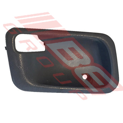 3798110-58S - REAR DOOR HANDLE - R/H - INNER - SURROUND - MITSUBISHI CANTER FE7/FE8 2005- GENUINE RECYCLED