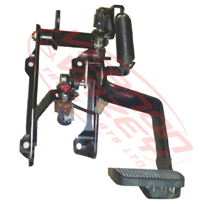 3787035-02S - CLUTCH PEDAL ASSEMBLY - MITSUBISHI FM615/FK516 1994- GENUINE RECYCLED