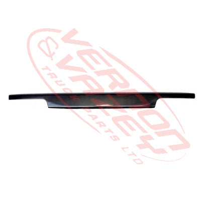 3787099-21S - GRILLE - UPPER - NARROW - MITSUBISHI FM615/FK516 1994- GENUINE RECYCLED
