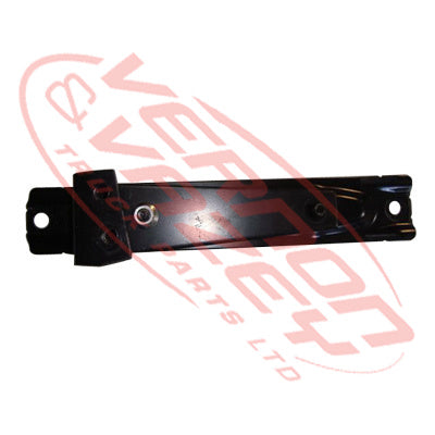 3787104-30S - STEP PANEL - L= R - BRACKET - CENTRE - MITSUBISHI FIGHTER 2006- GENUINE RECYCLED