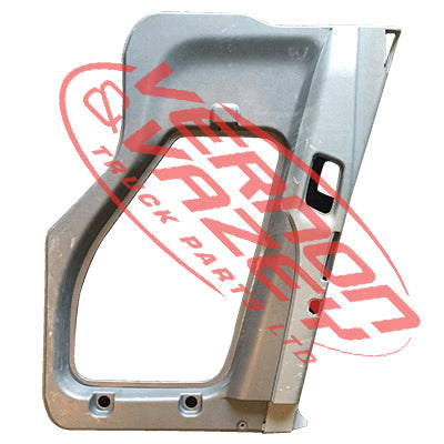 3787111-03SE - INNER DOOR TRIM - L/H - W/LOWER GLASS - MITSUBISHI FIGHTER 2006- GENUINE RECYCLED