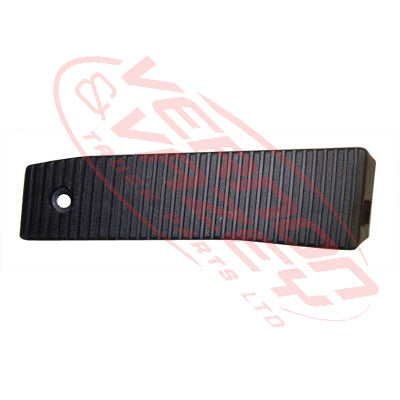 3787135-05S - FOOT REST - MITSUBISHI FIGHTER 2006- GENUINE RECYCLED