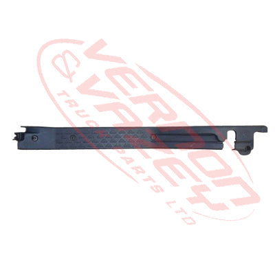 3788000-8S - GUARD KICK TRIM - R/H - MITSUBISHI FP517/FP519/FP350 1997- GENUINE RECYCLED