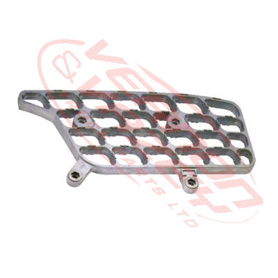 3788004-00S - STEP ALLOY - LOWER - L=R - MITSUBISHI FP517/FP519/FP350 1997- GENUINE RECYCLED